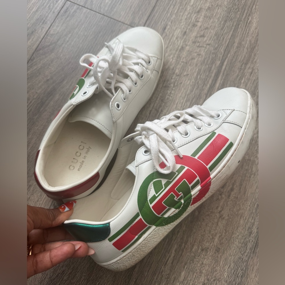 Gucci White Sneakers with Red and Green Logo